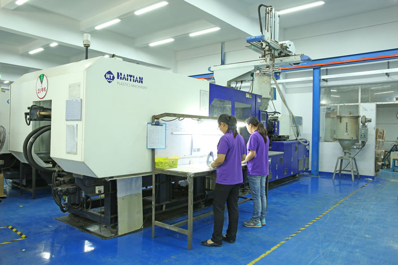 Injection moulding workshop